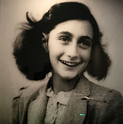 Photo of Anne Frank - Anne Frank Museum 4 by greger.ravik is licensed under CC BY 2.0
